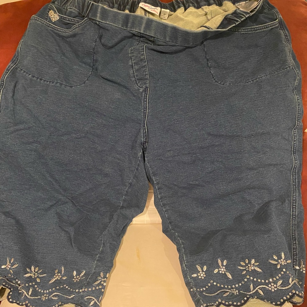 Ladies shorts 3X  Jean Material